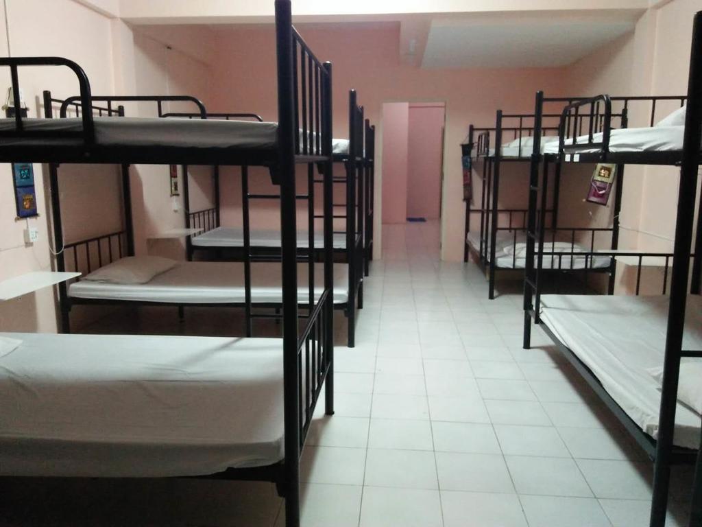 The Galiness International Backpacker Hostel Phuket Patong Ngoại thất bức ảnh