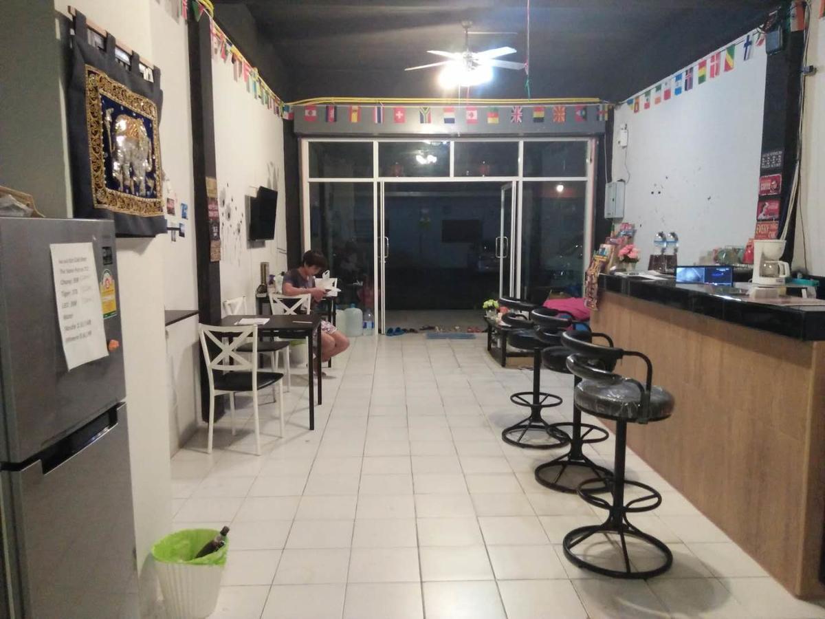 The Galiness International Backpacker Hostel Phuket Patong Ngoại thất bức ảnh