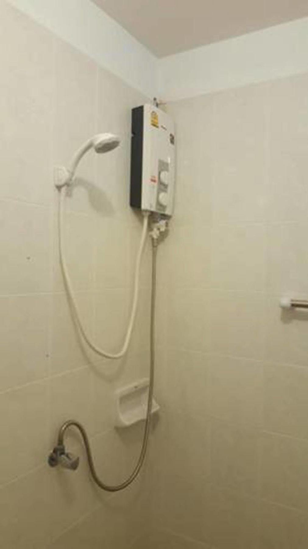 The Galiness International Backpacker Hostel Phuket Patong Ngoại thất bức ảnh