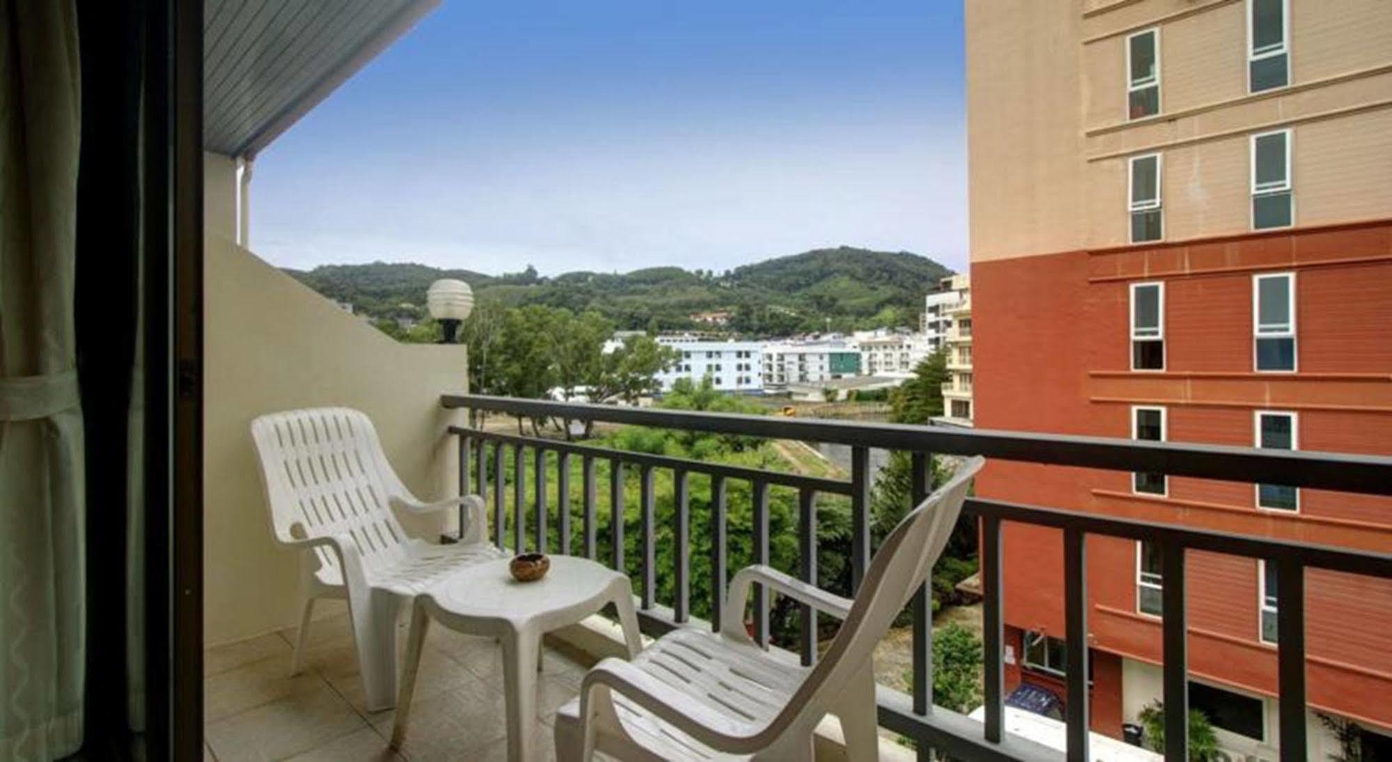 The Galiness International Backpacker Hostel Phuket Patong Ngoại thất bức ảnh